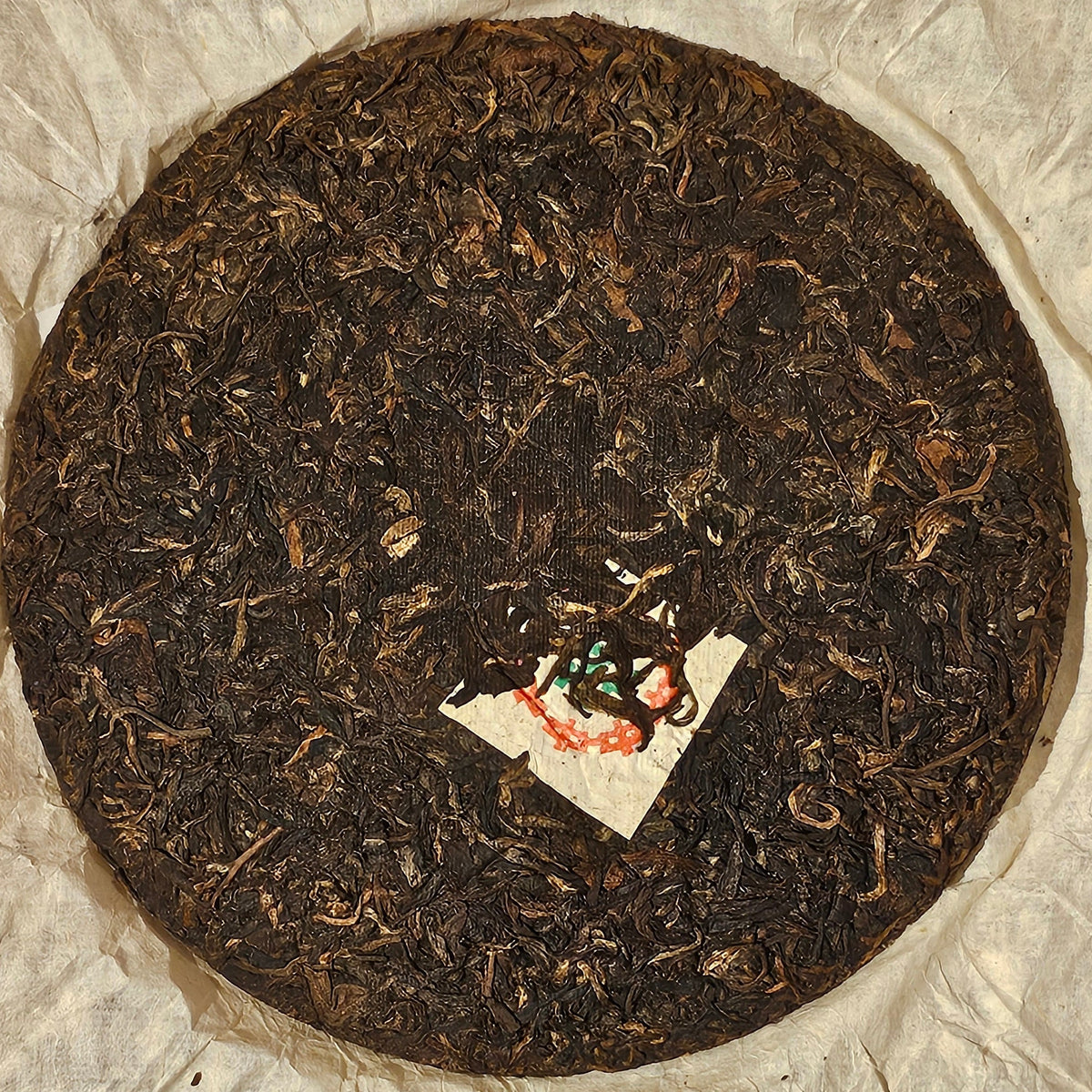 1990 Straight Edge Iron Mold, Pu-Erh Tea Cake, CNNP (Raw/Sheng)